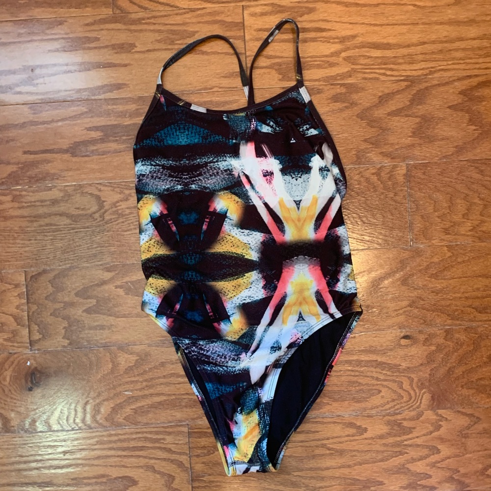 Jolyn training suit